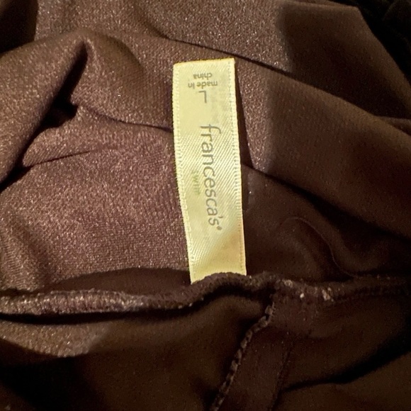 Women’s Black Off-Shoulder One Piece Swimsuit-Francesca’s- large.New Never worn - Picture 7 of 8